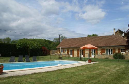 Holiday home with pool, enclosed garden - Foto 24