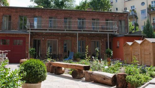 Beautiful and Cozy Remise for up to 6 Guests - Foto 2