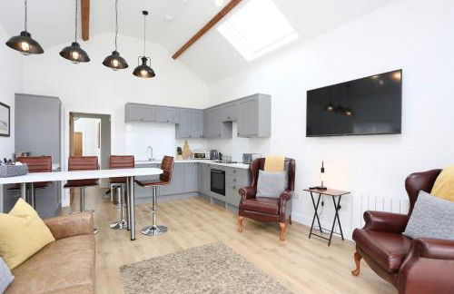 Stunning Coach House with two bedrooms and parking - Foto 49