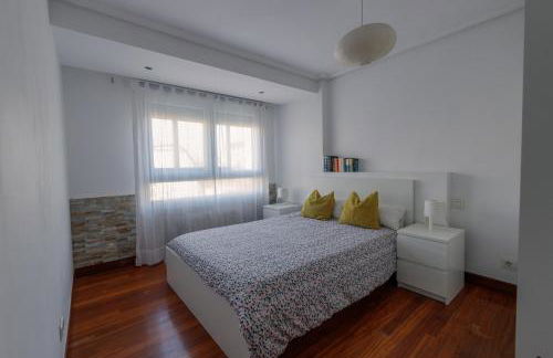 Sopelana pueblo muy cerca de la playa ideal para surfistas y familias. - Photo 8