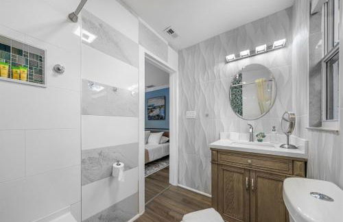 Stunning Gem Home w Heated Salt Pool & Game Room - Foto 61