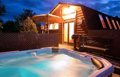 Romantic Forest Cabin with Amazing Private Deck and Spa in Ohio - Foto 1