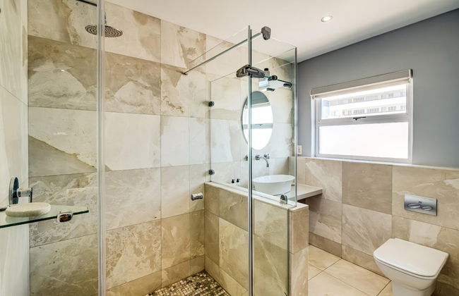 Beautiful Apartment Walking Distance to the Ocean Atlantic Views - Foto 26