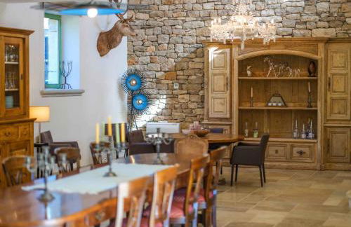 Mas des Sylves - Piscine intérieure chauffée - Parc de 100 hectares - Foto 16