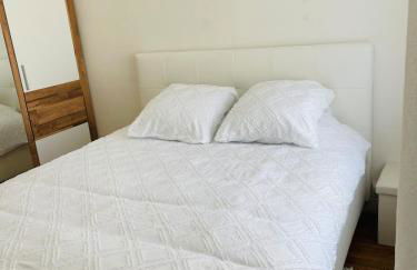 Charmant Perret centre-ville 2 chambres idéales - Foto 44