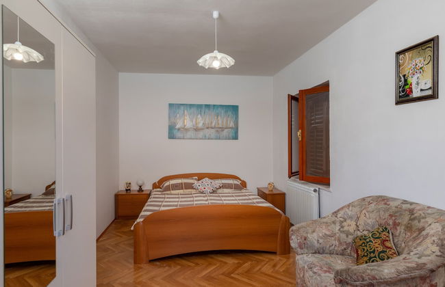 Villa Valjalo - Photo 1