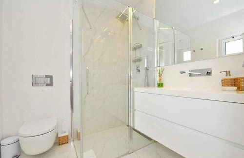 Prestige Sunset Carcavelos Beach - Checkinhome - Foto 16