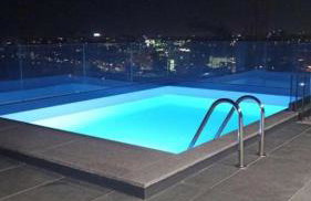 New Douro Tower 206 with shared pool and parking - Photo 15