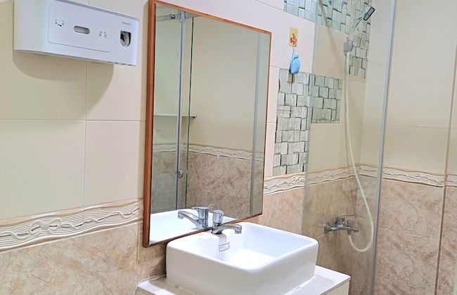 SUNNY HOME - Photo 11