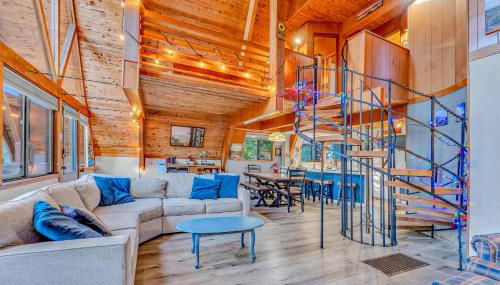 3BR Tahoe Cabin in the Trees with Hot Tub - Foto 5