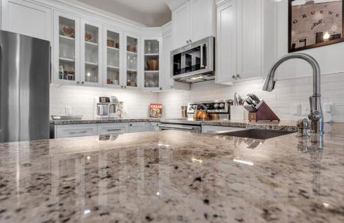 Whiskey River - Texas Music Theme in Historic Gruene, Riverfront on the Guadelupe River - Foto 27