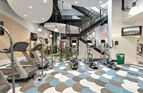 Luxury, Chic, Apt with Game Room, Movie Theatre, & 24hr Gym - Foto 27