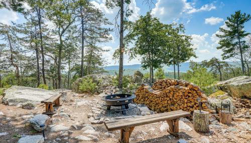 Secluded Mountain Cabin in Wardensville! - Foto 3