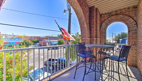 half Mi to Riverwalk! Historic Dtwn Southport Condo - Foto 2