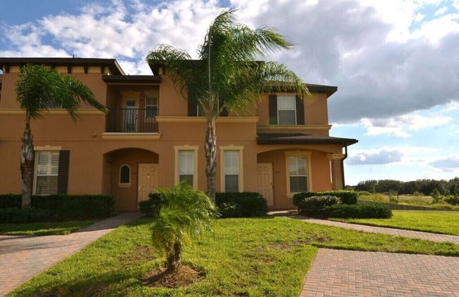 3500cal Stunning Town Home In Regal Plams - Photo 15