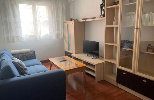 Piso junto a la ría de Bilbao - Foto 1