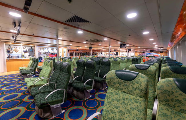 Ferry Ticket to Tenerife - Photo 4