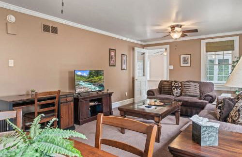 Stay At Our Tasteful, Private, & Elegant Abode - Foto 14