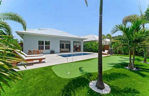 Peacock Palace Brand New Heated and Chilled Pool Golf Gym - Foto 7