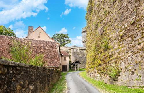 Charming Holiday Home with Private Pool - Foto 36