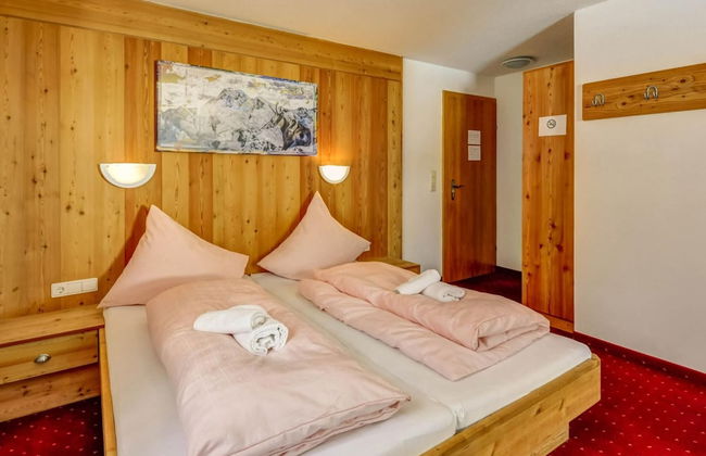 Apartment in Langenfeld Near Solden Ski Lift - Photo 11