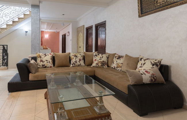 5 Bedroom Holiday Villa Yasmine, Perfect for Family Holidays, Near Beaches - Photo 34