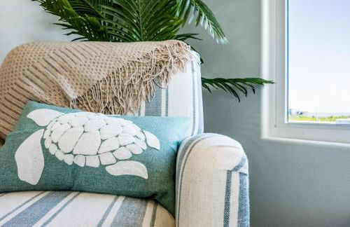 Gorgeous 4BD with Hot Tub, Golf Cart, Deck, Gourmet Kitchen - Foto 16