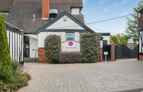 Stylish 4 Bed Trentham Retreat with Pool Table - Foto 13