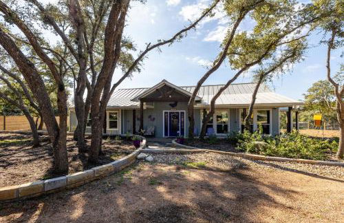 Casa Mariposa Newly Renovated Firepit*Fireplace*Great Deck*Pets Welcome! - Foto 29