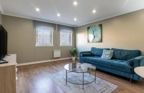 Modern Merchant City 1 BED Apartment with Free Parking - Photo 1