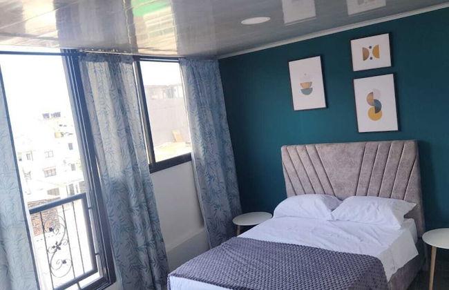 LINDOS APARTAMENTOS CENTRAL JCH RESTREPO - Photo 2