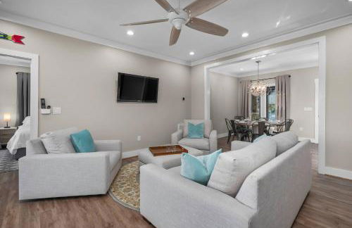 Views! Dock, Water, Game Room, Kids Room! - Foto 26