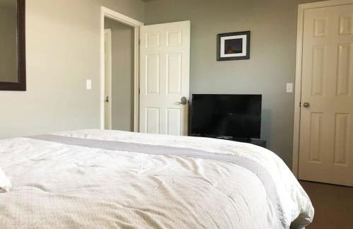 McKinley House - Gym, Garage and Fenced Yard - Photo 10