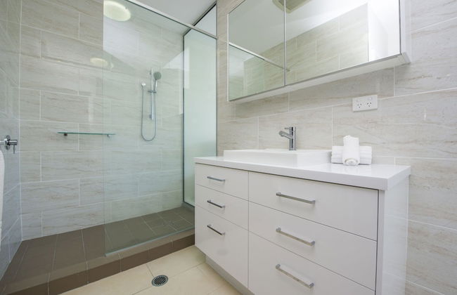 1 Bright Point Apartment 1503 - Photo 16