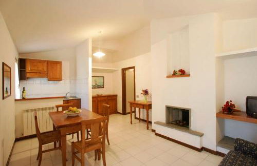 Appartamenti in Villa e Casali a Giannella - Foto 3