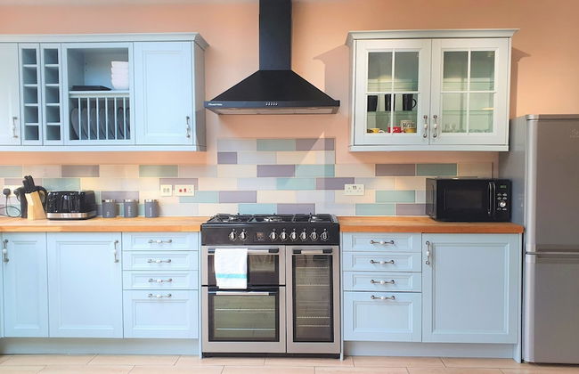 Large 5 Bedroom House Terrace Parking - Foto 10