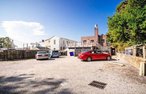 Why Knot Getaway…Rooftop with WaterView! Unit E - Foto 21