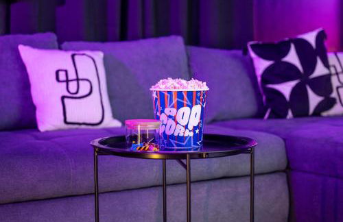 Le Salon Privé Cinéma, Billard & Jardin - Foto 18