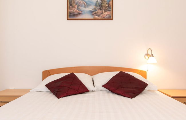 Scenic Elegant Apartments Krk With Balcony and Pool - Photo 9