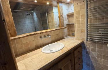 La grange d'en haut, appartement avec terrasse et jardin - Foto 11