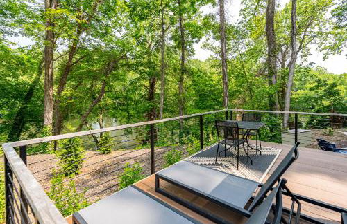 Riverside Tiny Cabin w Hot Tub, Fire Pit, & Kayaks - Foto 25