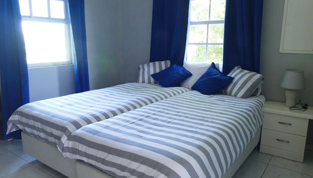 Resident Emiterio - Foto 3, Habitación