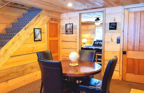 Sequoia Splendor, inside Kings Canyon NP by Visitors Center - Foto 23