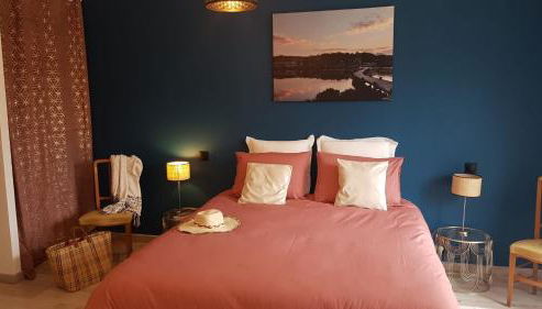 gite de l'ille, avec terrasse et parking privé - Foto 2