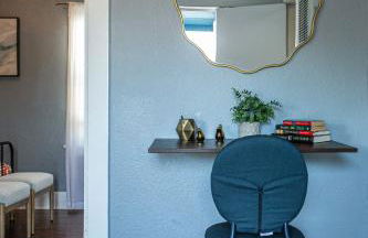 Pet-Friendly Stay, Mins to Beach, Conv Ctr, Prkg LB B - Foto 7