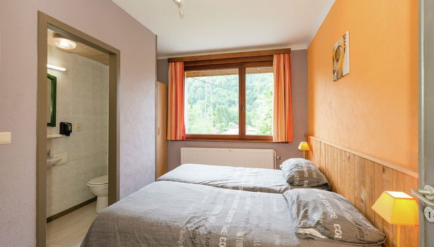 Large Group House with Welness Equipment & Swimming Pool near Malmédy - Foto 5, Camera