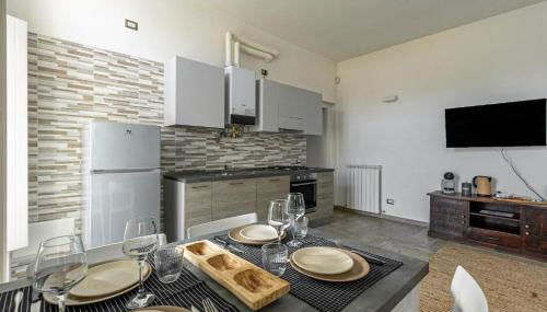 Milano Malpensa 2 min - Suite With Wifi, AC, Free Park - Foto 3