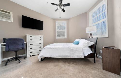 Cozy 1 bdr/1br near downtown - Photo 3