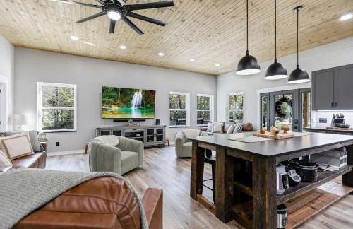 Pine Grove Barndominium - Foto 24