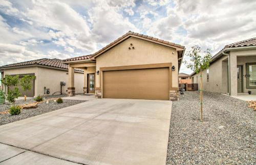 Family-Friendly Rio Rancho Home Near Old Town - Foto 3